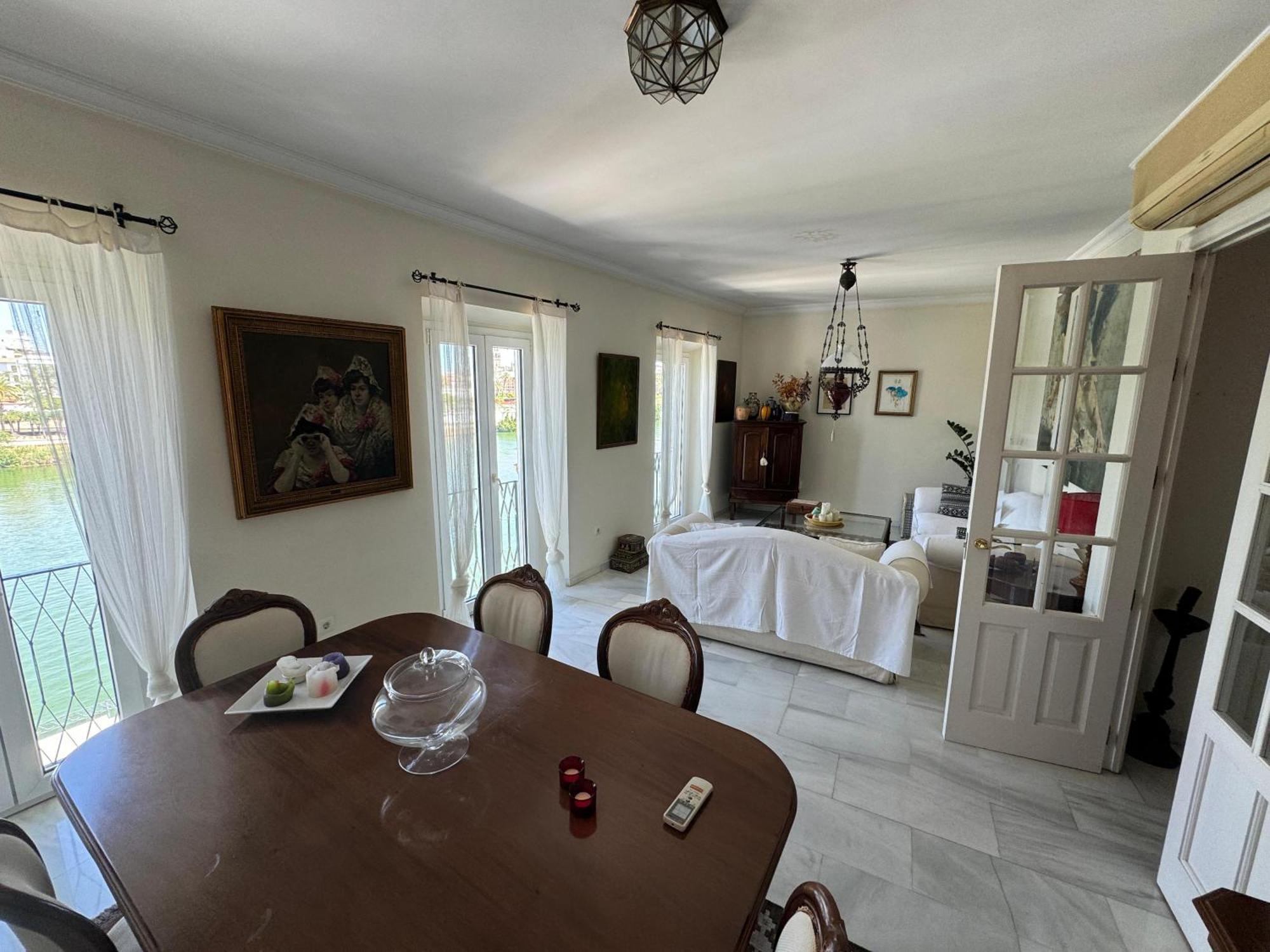 セビリアWonderful Duplex In Calle Betisアパートメント エクステリア 写真