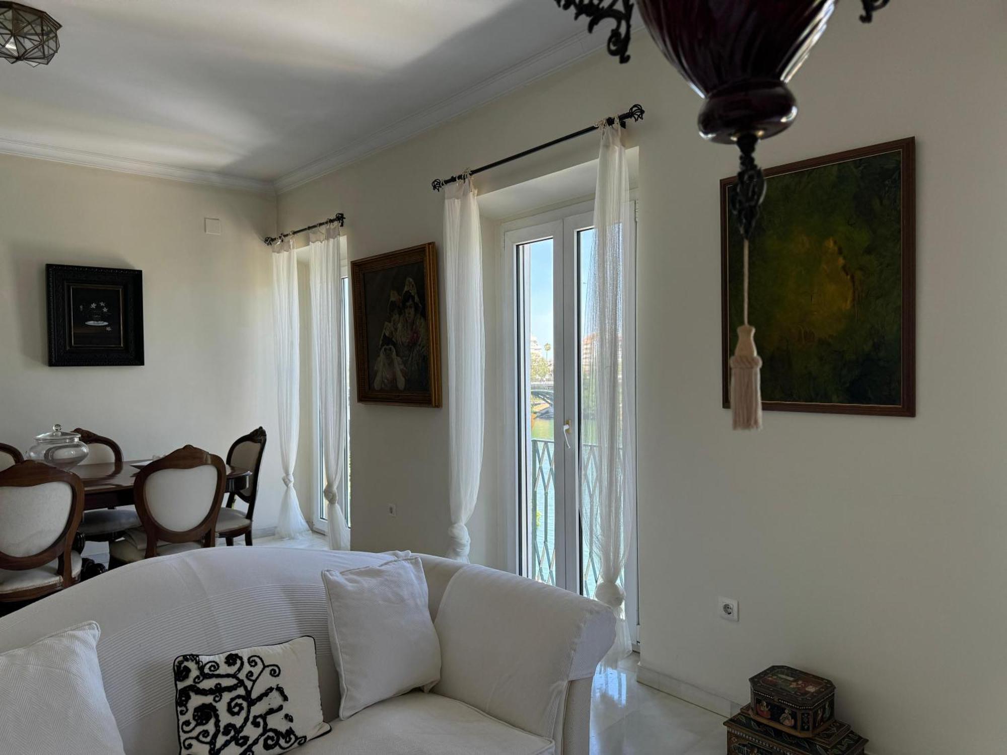 セビリアWonderful Duplex In Calle Betisアパートメント エクステリア 写真