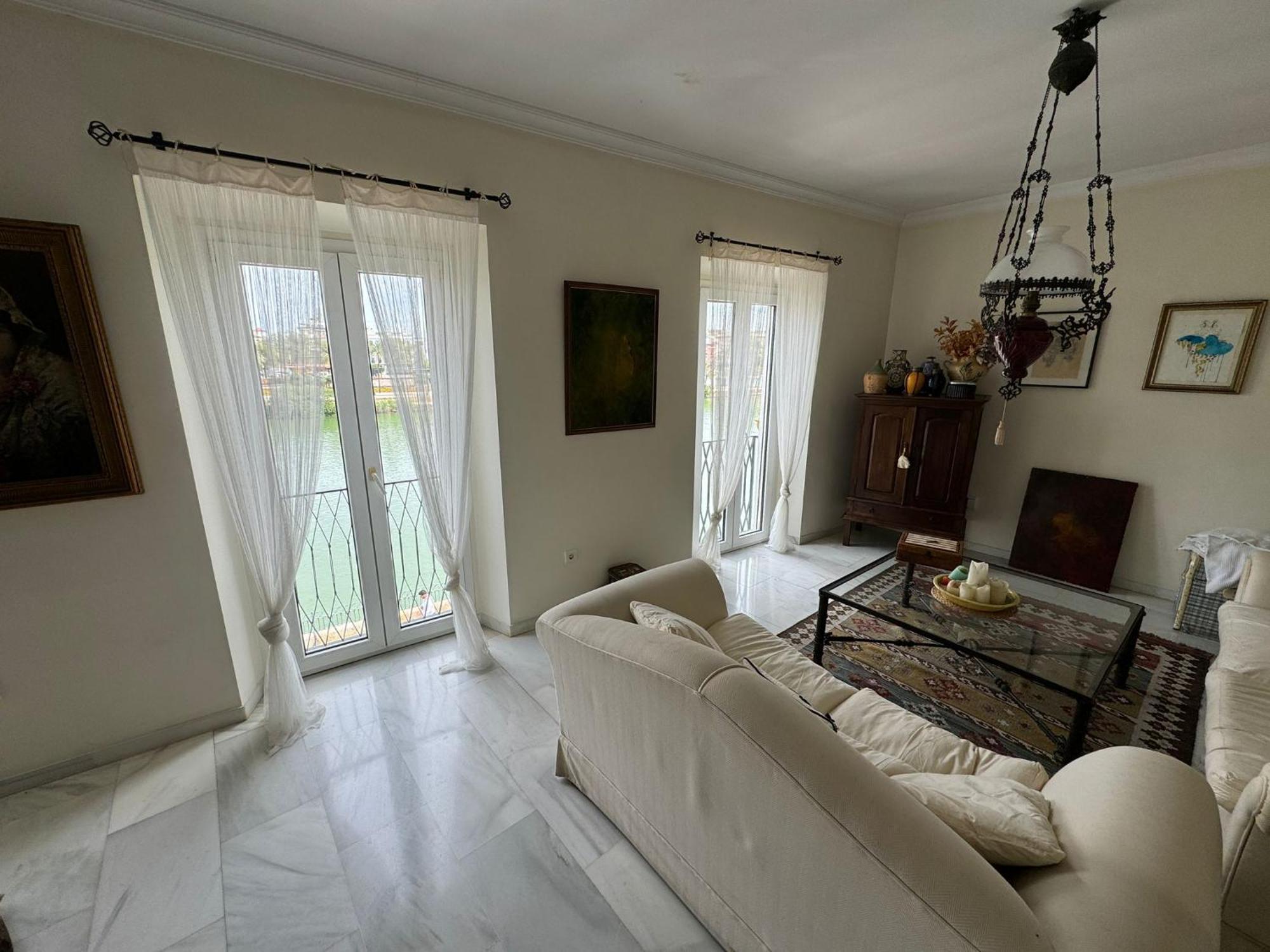 セビリアWonderful Duplex In Calle Betisアパートメント エクステリア 写真